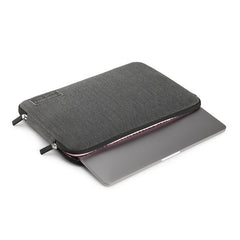 Custodia Stark Sleeve per MacBook 15" e 16" - Nero Fumo