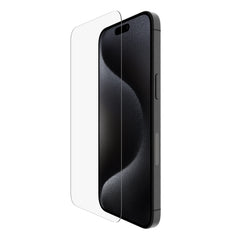 Proteggi schermo UltraGlass 2 antimicrobico per iPhone 16 Pro Max con supporto per l’installazione incluso