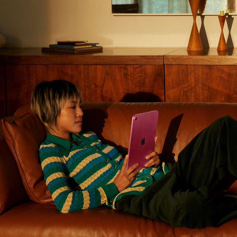 iPad_A16_Cellular_Blue_PDP_Image_Position_6__ITIT
