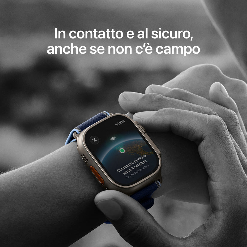 Apple_Watch_Ultra_3_49mm_LTE_Natural_Titanium_Alpine_Loop_Light_Blue_PDP_Image_Position_4__ITIT