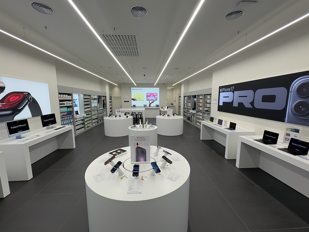 R-Store Palermo - C.C. Forum Foto 2