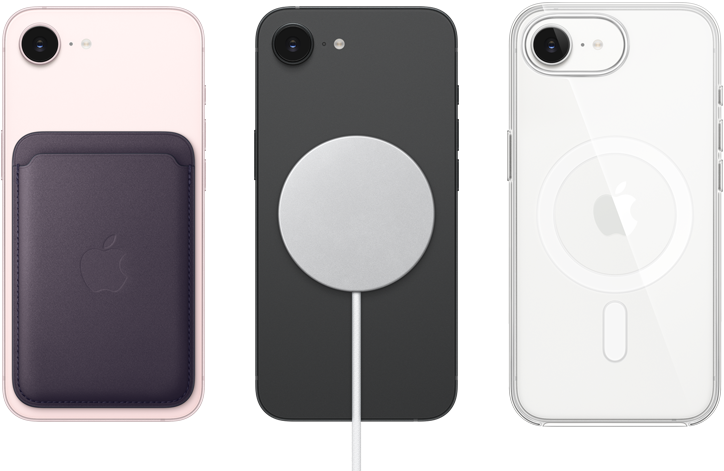 Un iPhone 17e rosa chiaro mostrato da dietro con portafoglio MagSafe in tessuto FineWoven agganciato, iPhone 17e nero mostrato da dietro con caricabatterie MagSafe agganciato, iPhone 17e bianco mostrato da dietro con custodia MagSafe trasparente agganciata